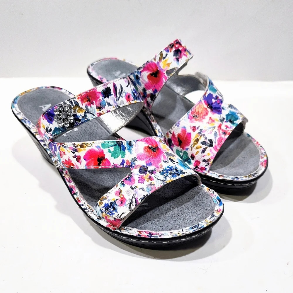 Alegria Loti Perennial Pink Floral Wedge Sandals Wmn Size 37 EU 7-7.5 US Lot-139